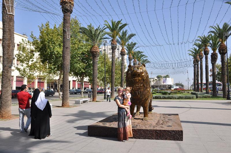 DSC_0759-zlaty_lev.JPG - Féz, ville nouvelle a zlatý lev