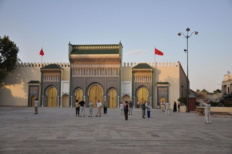 DSC_0761-palac_fes.JPG - Féz, dobre strážená (a turistom neprístupná) kráľovská rezidencia