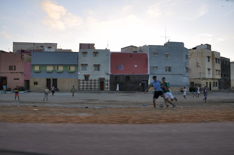 ESC_0038-el_jadida_futbal.JPG - Hrajú dobre (El-Jadida)