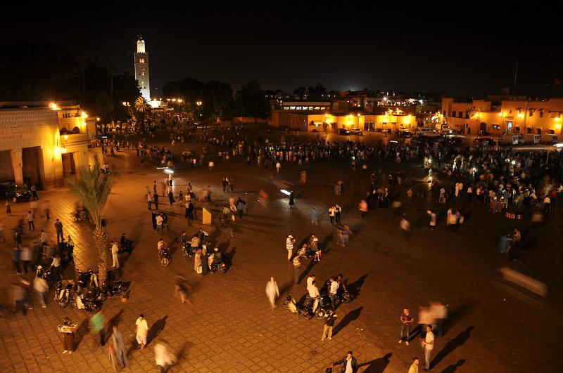 ESC_0255-marrakesh.JPG - Djemma el-Fna (v preklade zhromaždisko mŕtvych)