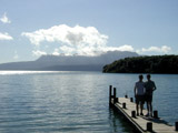 Jazero Tarawera, za nm sopka Mt.Tarawera